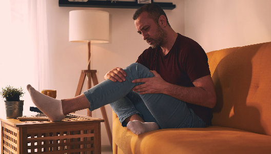 Man with Knee pain