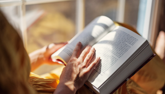 The Healing Powers of a Good Book for Rheumatoid Arthritis