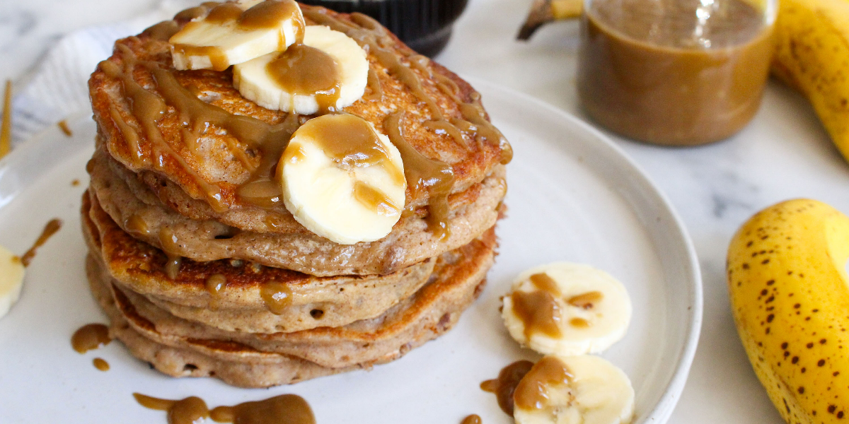 Vegan Banana Pancakes With Peanut Butter Syrup