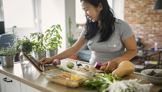 Want to Eat for Healthier Skin? Try Our Plant-Forward Recipes 