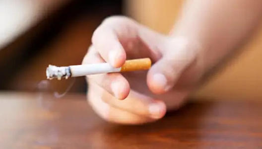 Smoking Can Seriously Mess With Your Skin. Here’s How.