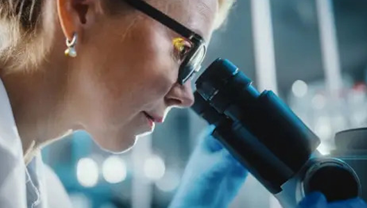 Less Than a Quarter of Breast Biopsies Reveal Cancer 