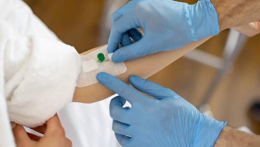 intravenous-infusion-GettyImages-1693467632-3000x2000-sm.jpg